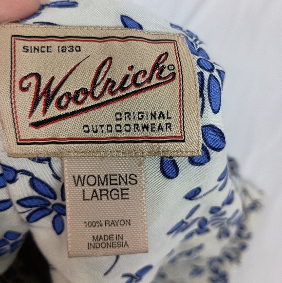 WOOLRICH Vintage Floral Sleeveless Summer Dress in Blue and White (#834) - Picture 2 of 6